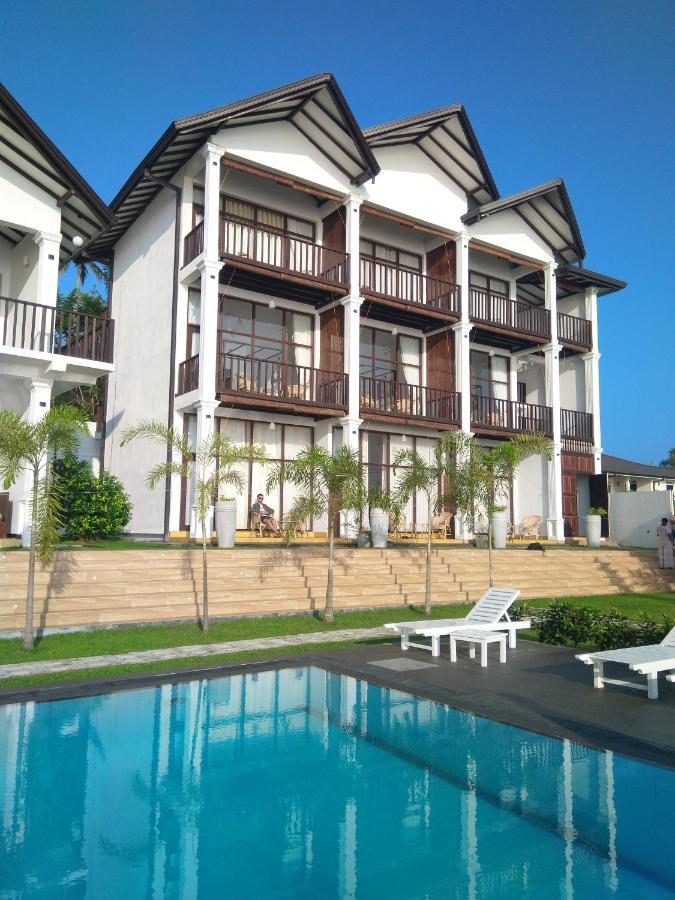 טנגלה Samudra Beach Resort מראה חיצוני תמונה